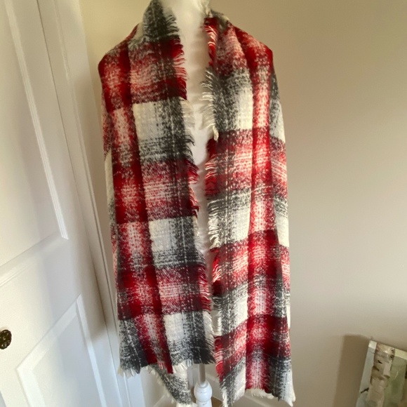 V.Fraas Soft Winter Outdoor Fuzzy Large 23X74" Acrylic Scarf- Made In Germany- - Picture 2 of 10